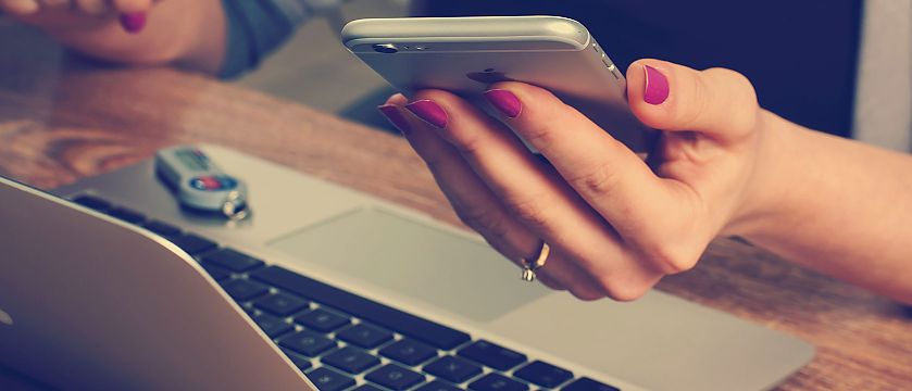 Digital Brand Experience / Photo by William Iven on Unsplash